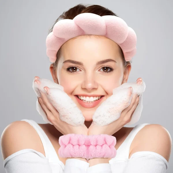 Soft Makeup Headband and Wrist Set - Image 2